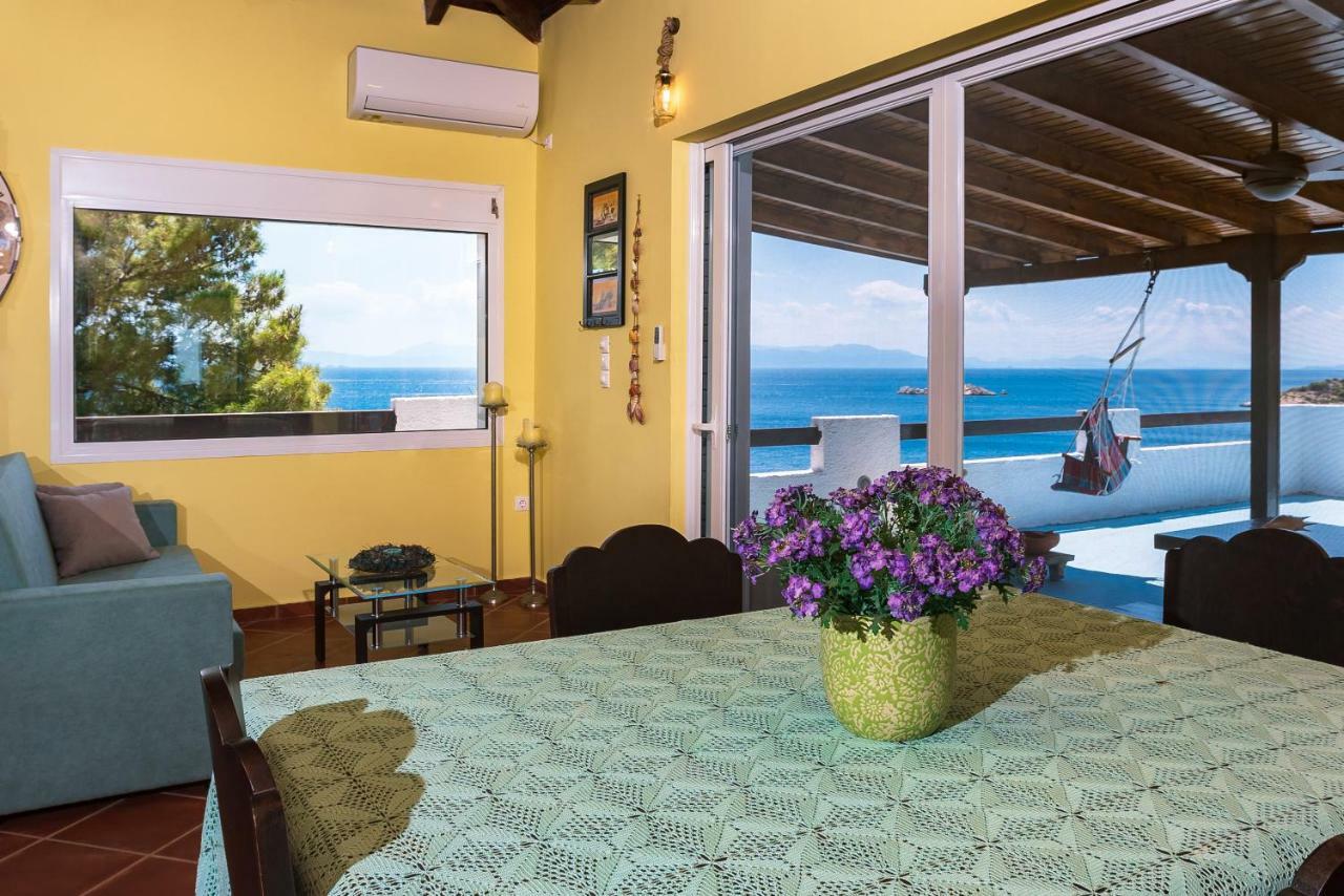 Villa Saronic Seafront Salamís Exterior foto